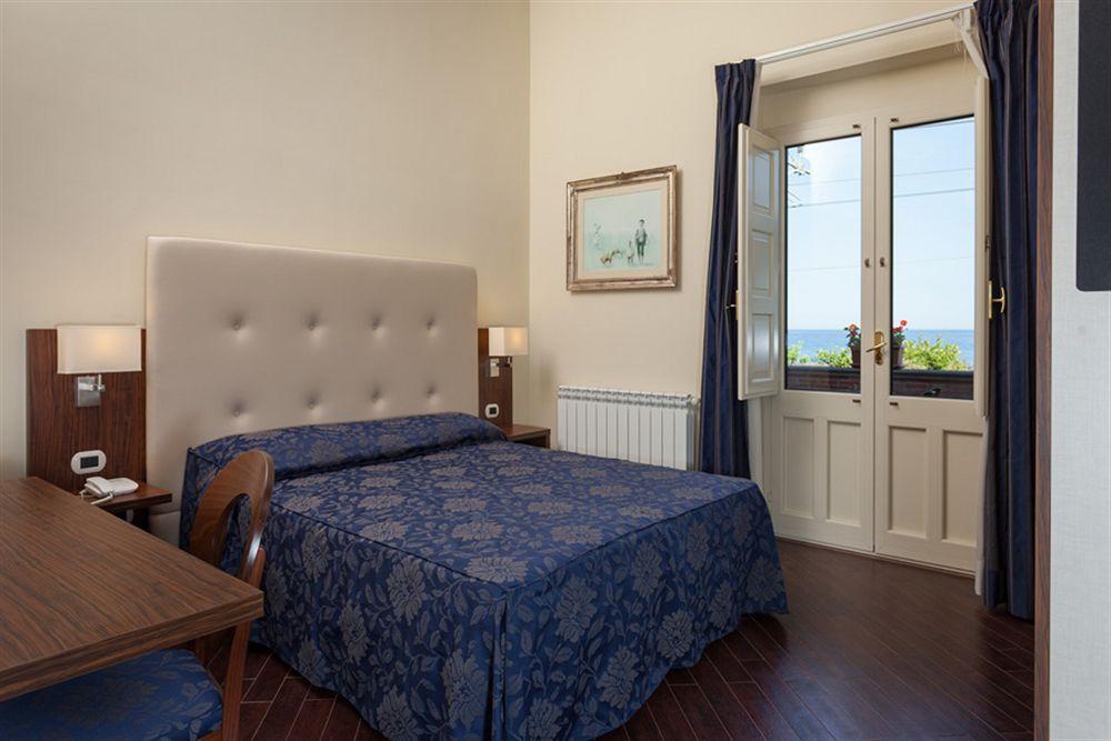 Borromeo Resort Taormine Extérieur photo